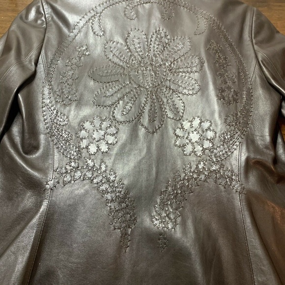 Rare NWT $898 ELIE TAHARI Jacket Size S Genuine Leather Brown Embroidery - Small - Picture 10 of 13